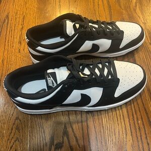 Nike Panda Dunk Men’s NWOT